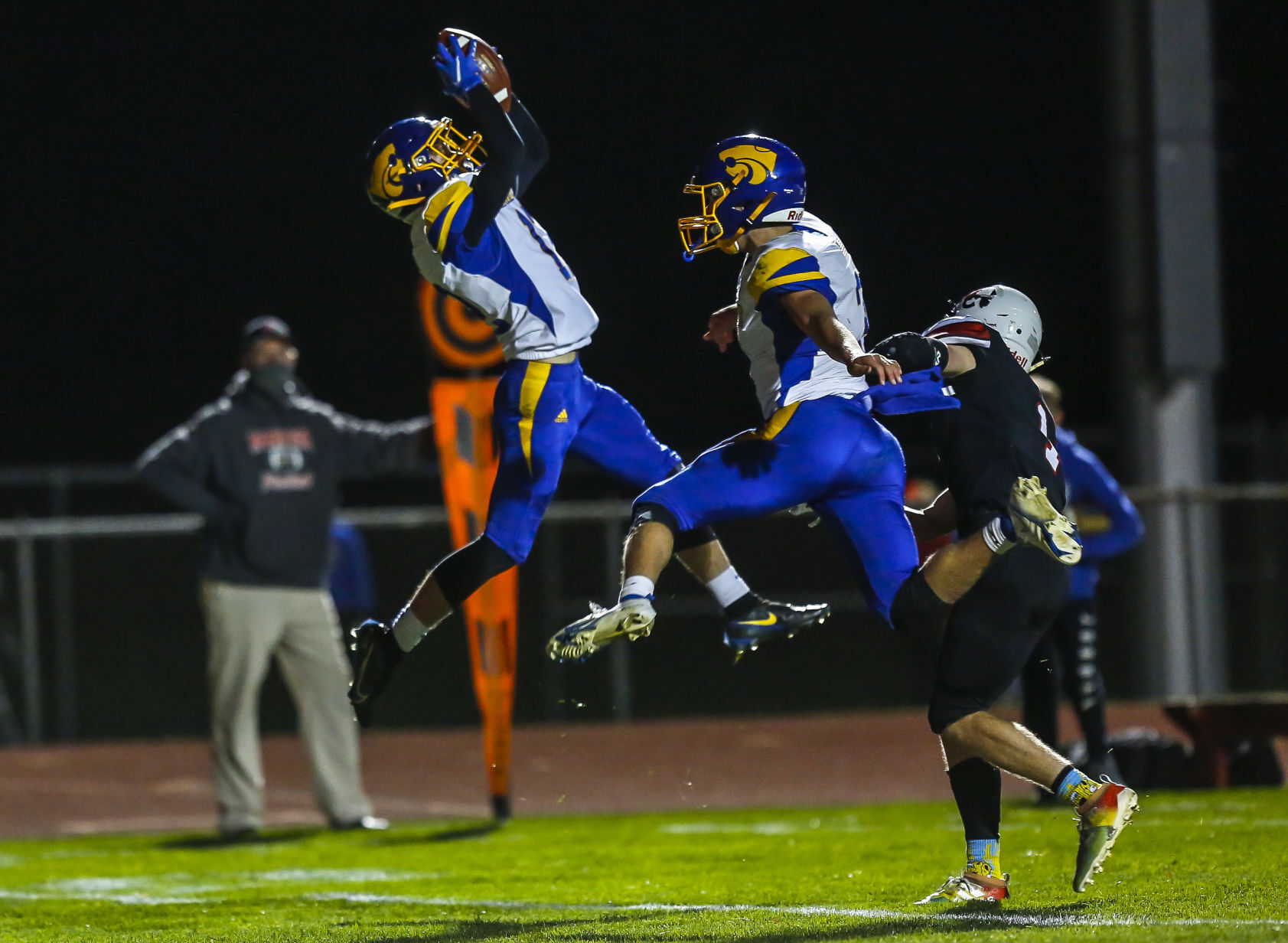 Fball Mason City vs. Humboldt 19